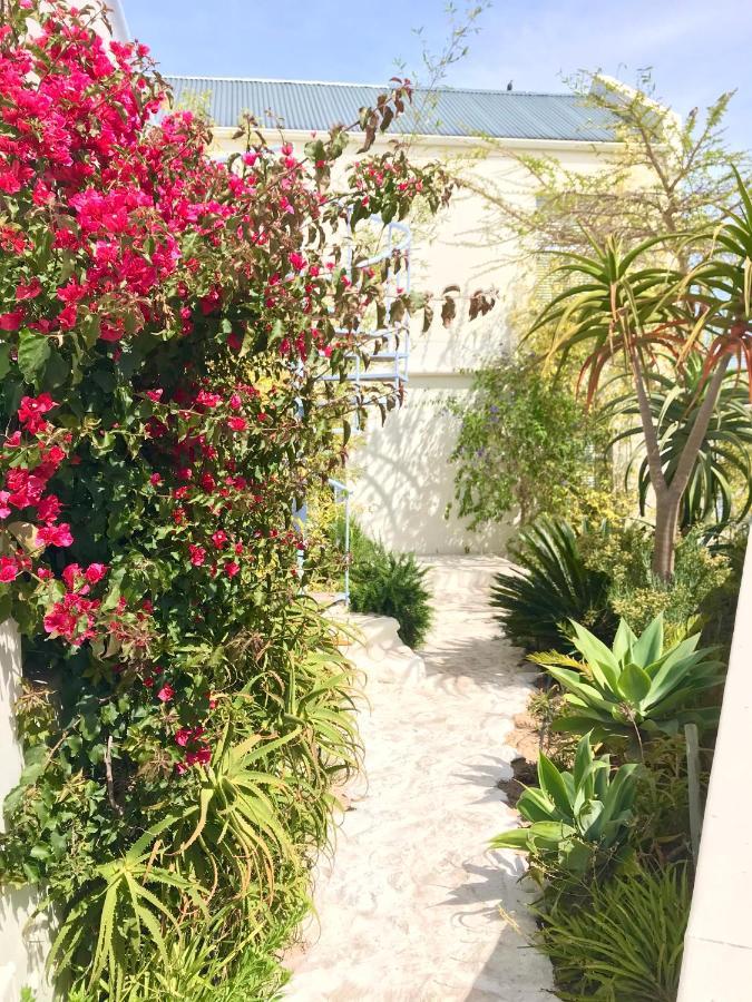 Perfect 10 - 10 To 13 Sleeper Luxury Holiday Home Breakage Deposit Of R2500 Per Weekend Lease Лангебан Екстер'єр фото