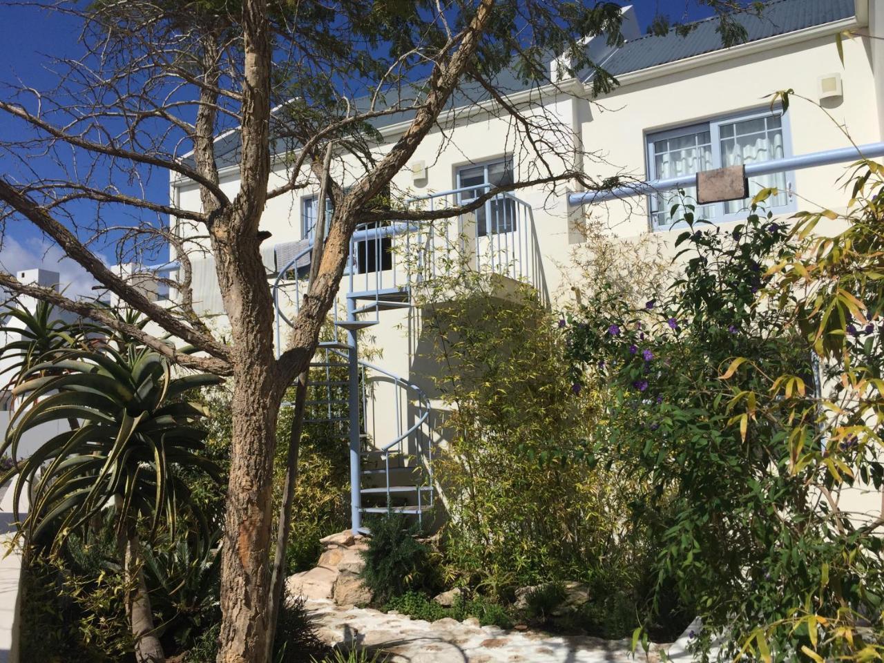 Perfect 10 - 10 To 13 Sleeper Luxury Holiday Home Breakage Deposit Of R2500 Per Weekend Lease Лангебан Екстер'єр фото